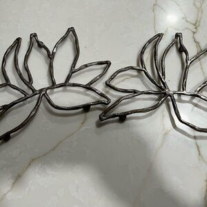 PM012126 Two Heavy Duty Metal Trivets